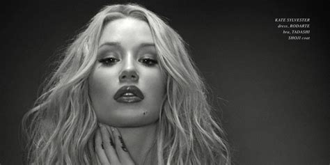 iggy azalea nude pictures|Iggy Azalea Poses Nude For Fashion Nova Photo Shoot